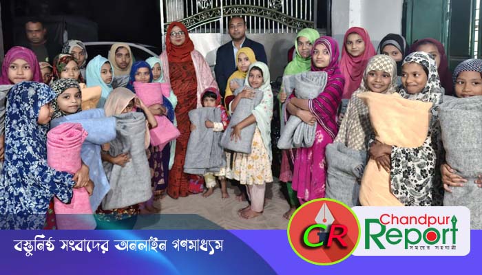 এতিম ও মাদ্রাসার শিশুদের হাতে কম্বল তুলে দিলেন ইউএনও