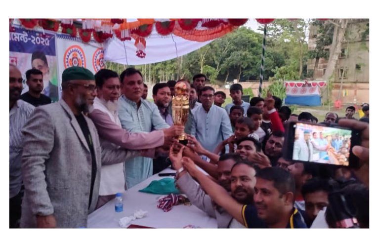 মতলব উত্তরে শহীদ জিয়া স্মৃতি গোল্ড কাপ ফুটবল টুর্ণামেন্টে টাইব্রেকারে নাউরি ফুটবল একাদশের চ্যাম্পিয়ন