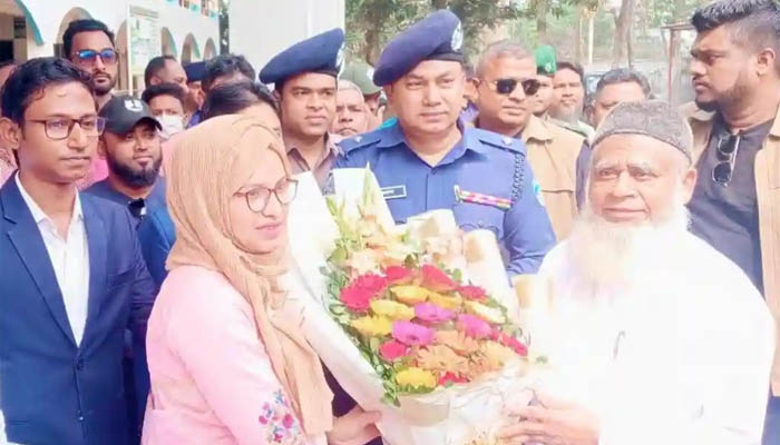 মতলব উত্তরে বিভাগীয় প্রধান ও ইউপি চেয়ারম্যানদের সঙ্গে এমপি’র মতবিনিময়