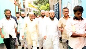 হাজীগঞ্জ পৌর ৫নং ওয়ার্ডে সম্ভাব্য মেয়র প্রার্থী হাসান মিয়াজীর ব্যাপক গণসংযোগ ও মতবিনিময়