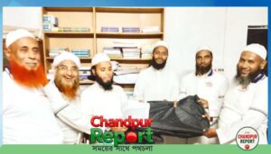 হাজীগঞ্জ উপজেলার বিভিন্ন মসজিদে শেষ গোসলের ব্যবহৃত মাচা ও মশারি বিতরণ