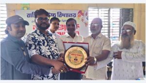 হাজীগঞ্জের বাকিলা উবির অভিভাবক সদস্য হোসেন মোল্লা লিটন সম্মাননা পেলেন