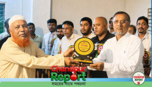 হাজীগঞ্জের ২১ অবসরপ্রাপ্ত শিক্ষককে বিদায় সংবর্ধনা